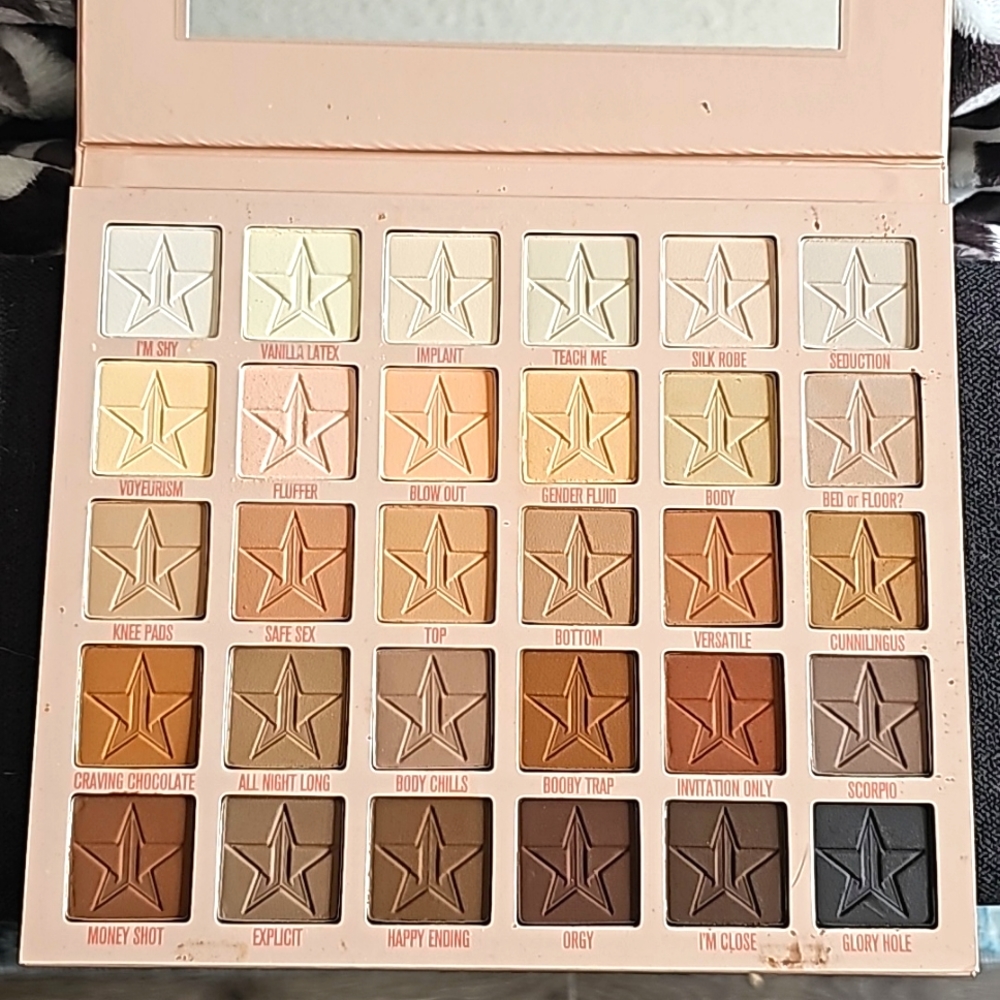*HP" "ORGY" Jeffree Starr Eyeshadow Pallette (Nudes) Limited Edition & Rare š - Picture 3 of 6